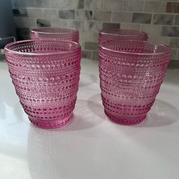 Pink Bubble Textured Drinking Glasses. Set Of Four. - Picture 9 of 9